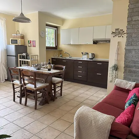 La Casa Di Simone Апартаменты Сант-Амброджо-ди-Торино